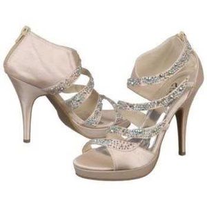 ✨Natasha Nude Sizzle Strappy Heels by Coloriffics✨